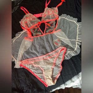 Victoria's Secret Sleepwear Little Things Limited  Sexy Apron gold and orange XL